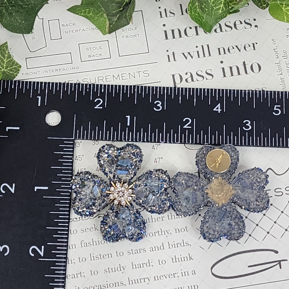 Blue Iridescent Crystal Clover Flower Earrings - Picture 6 of 6